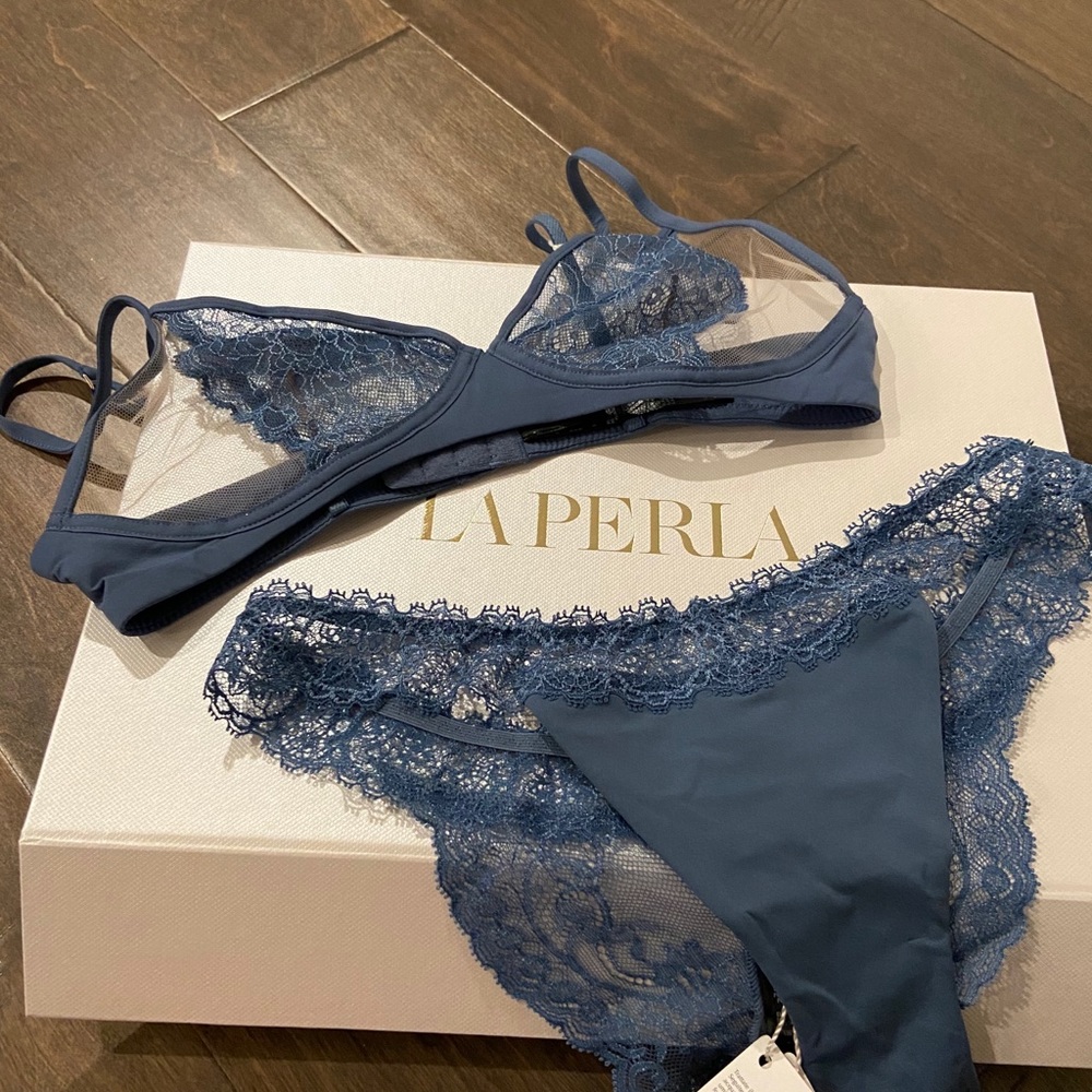 Matching set! La Perla Lace Bra & Brazilian brief